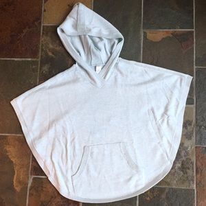 Ivivva Lululemon Girls Sweater Poncho sz 8